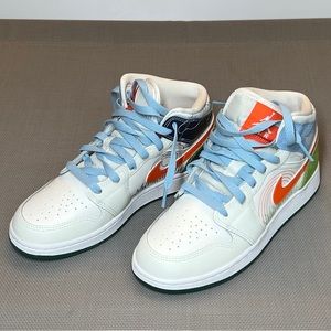 Nike Air Jordan 1 Mid SE GS 'STITCH' Size US 6Y